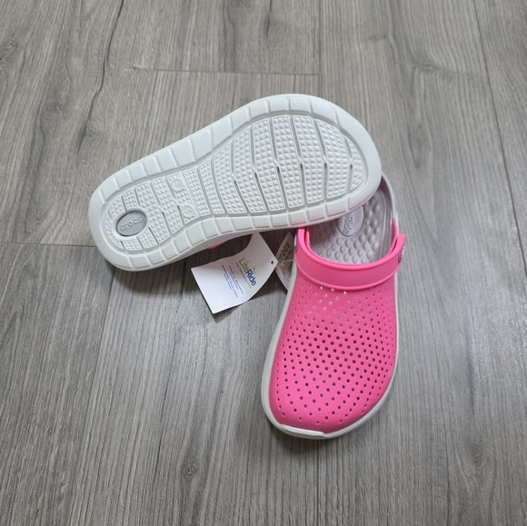 Crocs Literide Clogs Pink Womens Size 7 - Picture 2 of 3